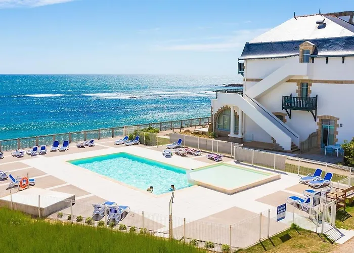 Les Pieds Dans L'eau *