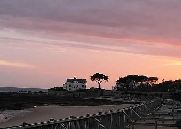 Les Pieds Dans L'eau 아파트
